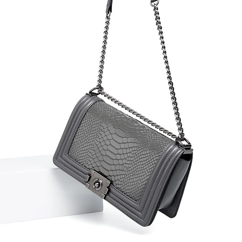 retro diamond small square bag