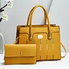 Amarillo fluorescente