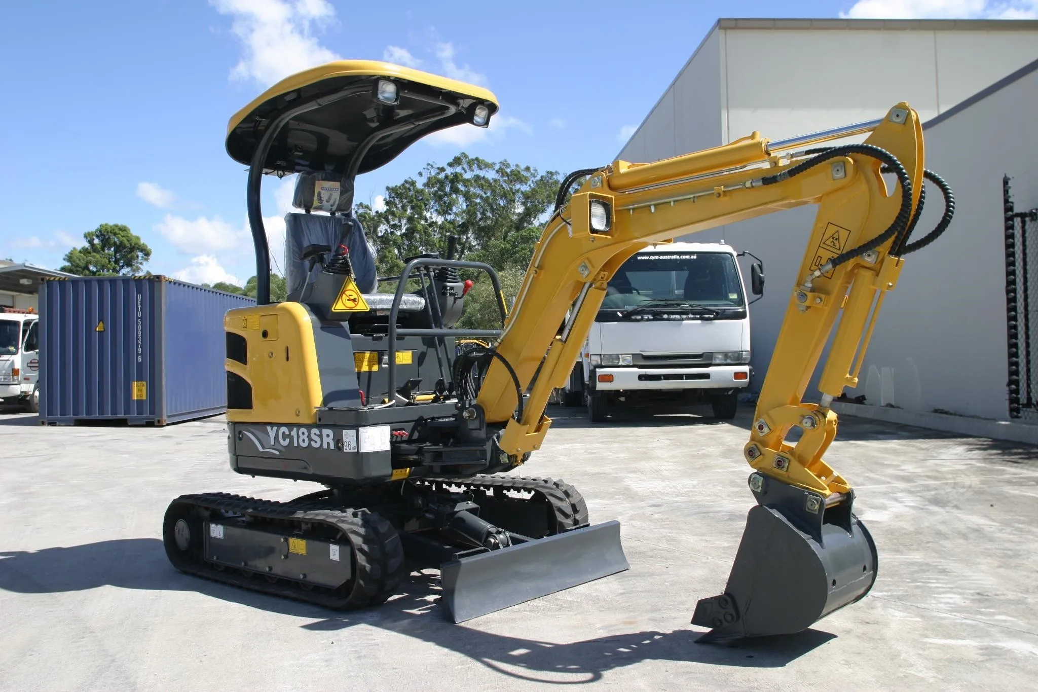 Cheap Price  Mini 2 Ton Remote Control Excavator YC18-8 with Spare Parts for Sale