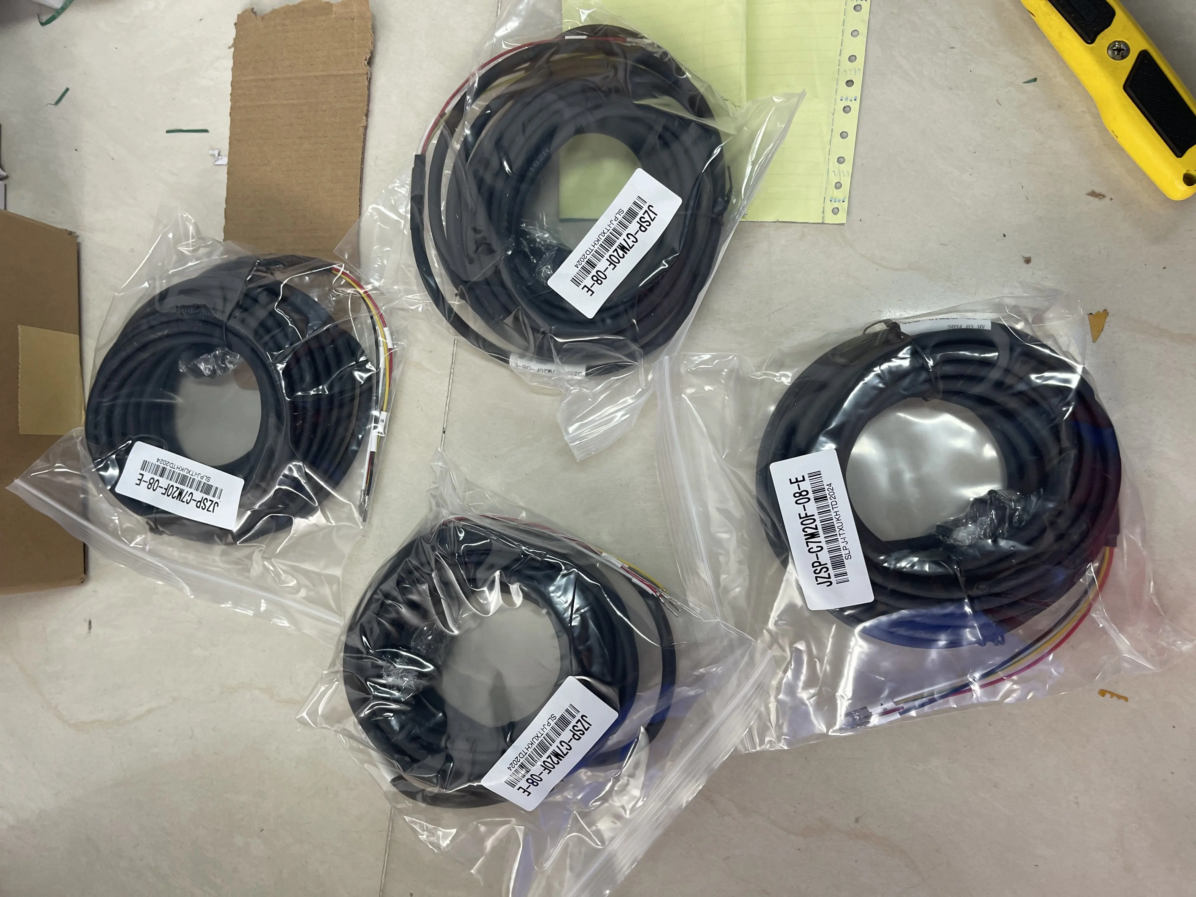 Yaskawa Servo Power Cable JZSP-C7M20F-08-E Yaskawa Servo Power Cable JZSP-C7M20F-08-E