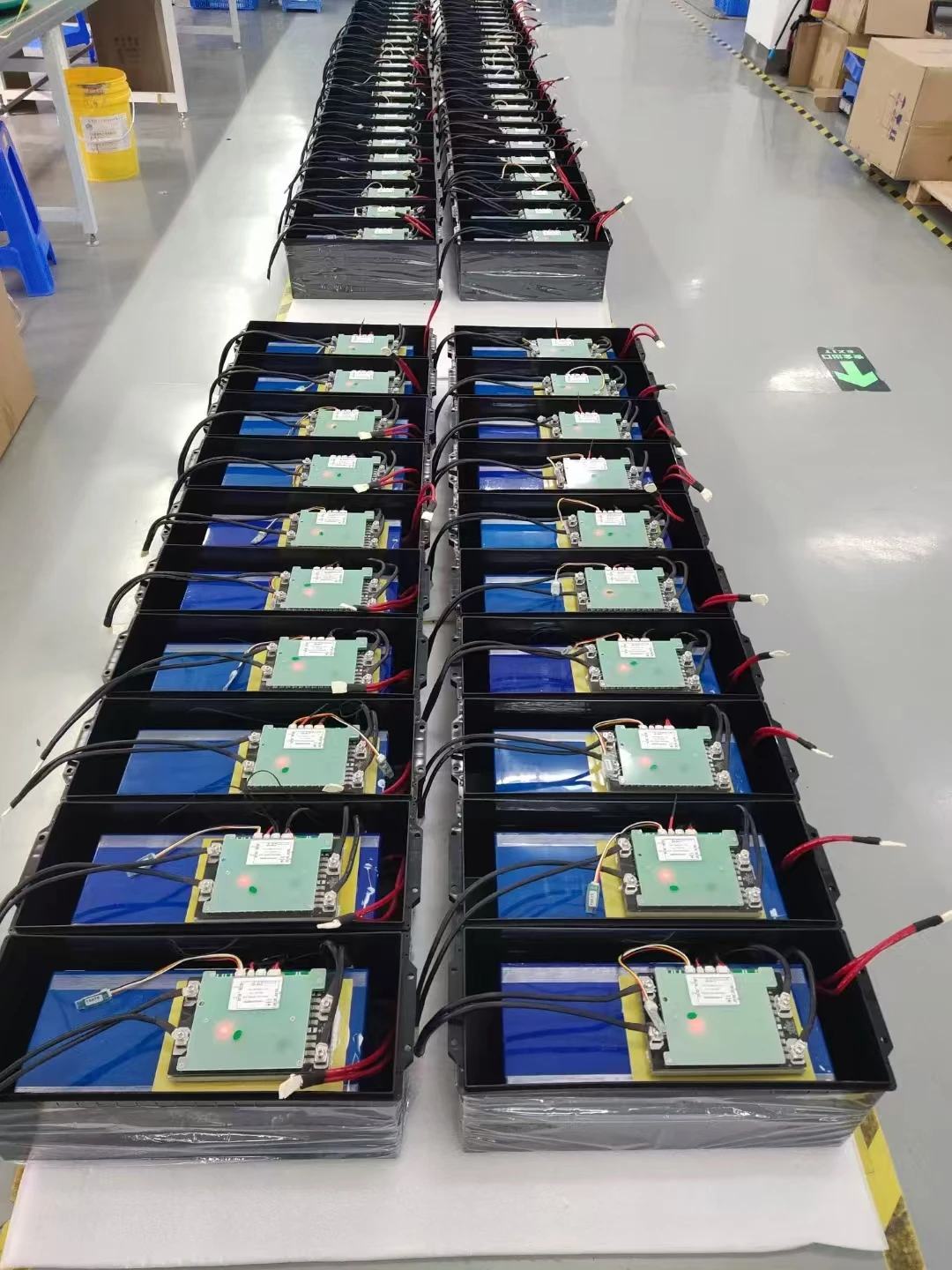 High-Power 24V 25.6V 12AH Lithium Ion Battery Pack Stock Replacement for Lead-Acid with Compatible Interface Power Supply
