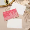 Rose rouge avec marquage à la feuille d'or.