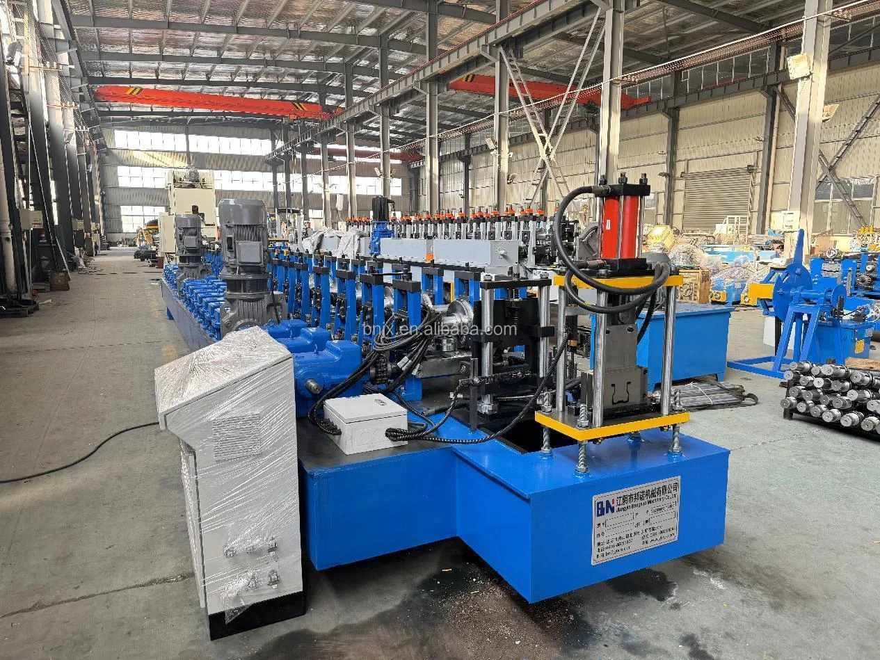 Полностью автоматизированная универсальная штамповочная полка стойка формовочная машина компоненты сердечника PLC