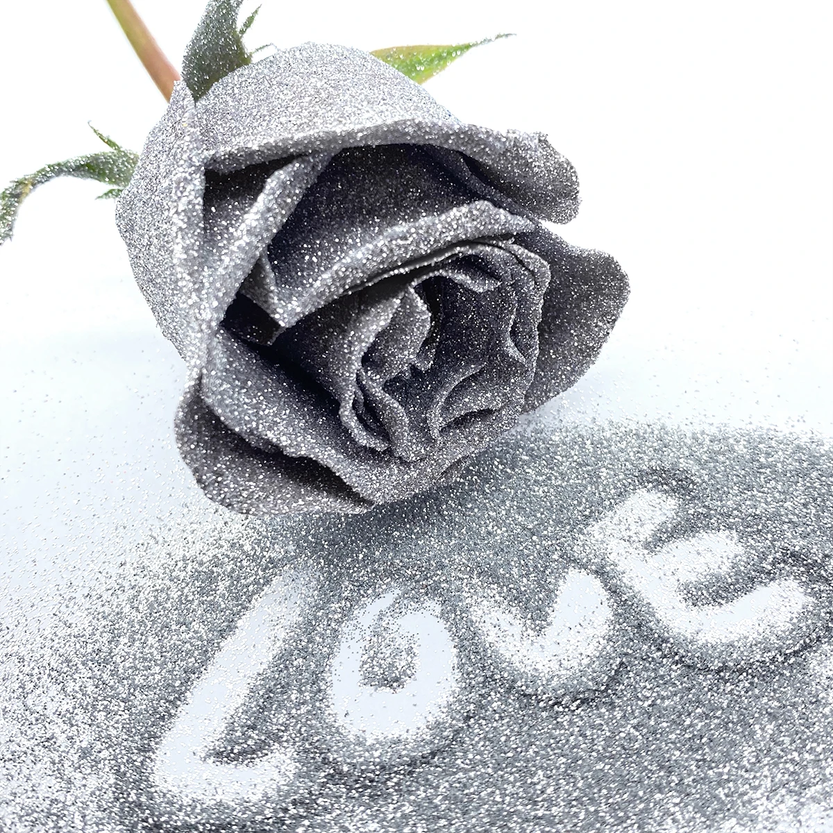 Factory price Artificial Fresh Flowers Glitter silver red Roses glitter powder for Valentines Day Tree Ornaments Party Wreath