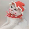 sombrero rojo y blanco