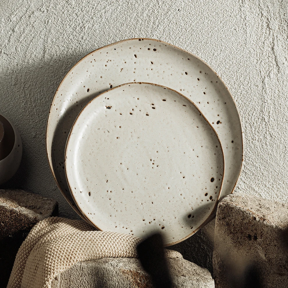 2024 Modern Creative Rack Rustic Dinnerware Porcelain Ceramic Tableware Dinner Set Unique Plates Fine Dining Plate