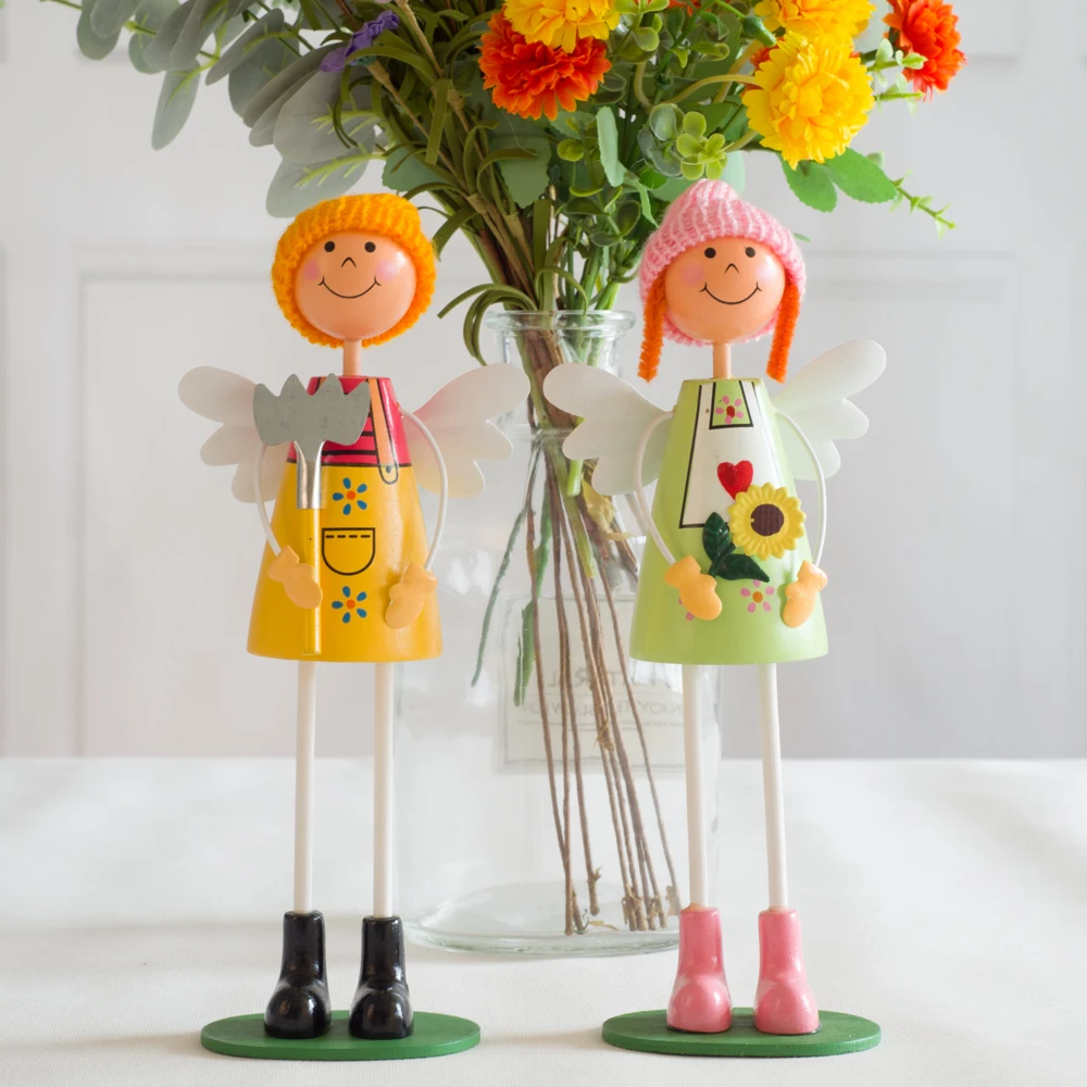 Милая семейная деревянная кукла с четырьмя подставками для девочек