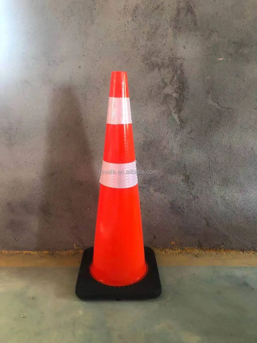 Дорожный конус из ПВХ 28 дюймов высокая отражающая черная