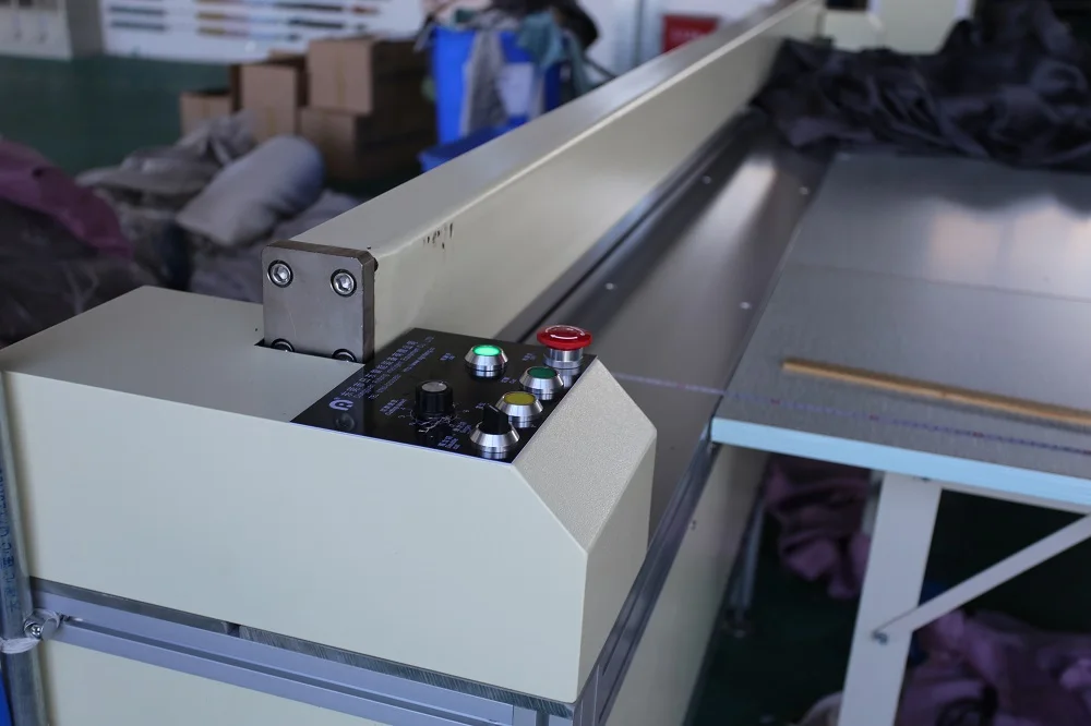 Newest Roller Blinds Cutting Machine Roller Blind Fabric Manual Cutting Roller Cutting Table Machine
