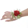 Grande fleur de poignet rouge
