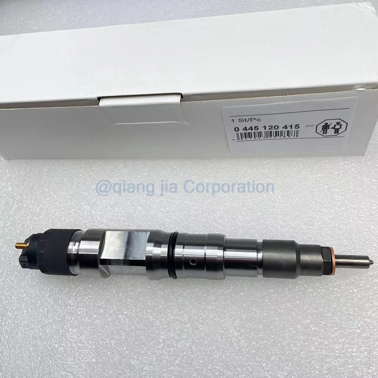 High Quality Diesel Common Rail Fuel Injector 0445120415 for SINOTRUK