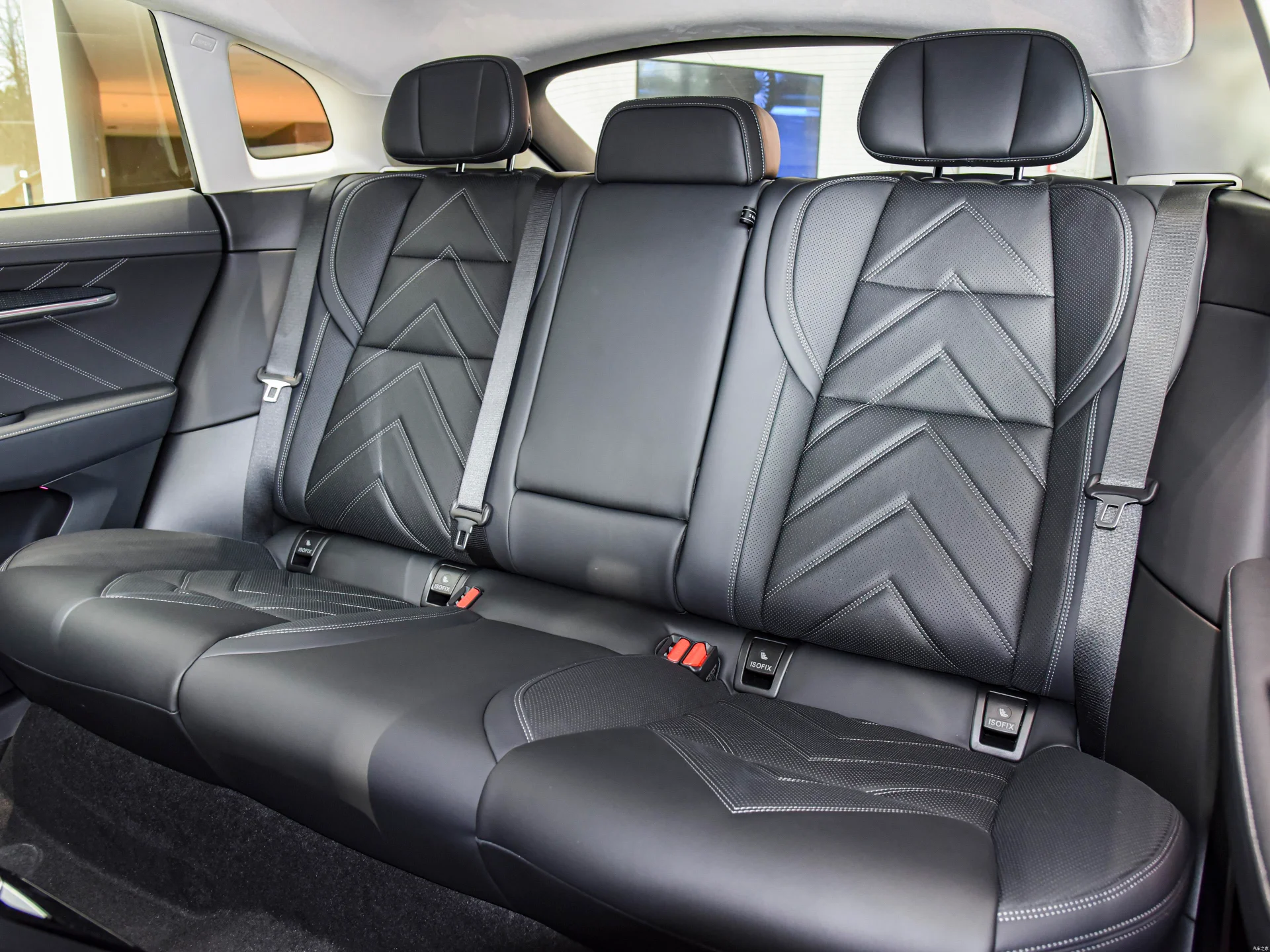 2023 Zeekr 001 Electric SUV High Quality Low Price