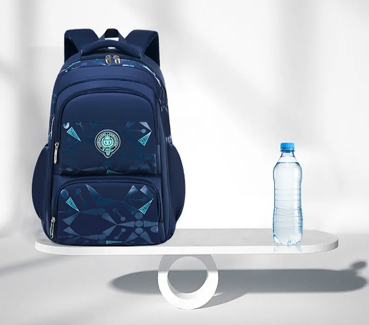 Amazon.com: Paquete de 2 mochilas de hidratación con vejiga de agua de 2 l  – Camelback para niños, hombres y mujeres, correr, senderismo, ciclismo :  Deportes y Actividades al Aire Libre