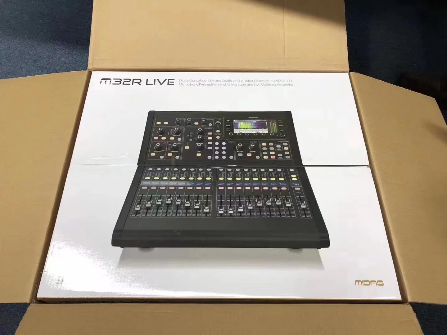 Midas M32R LIVE 40チャンネルデジタルオーディオミキサー、DSP 
