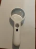 Modelo todo blanco