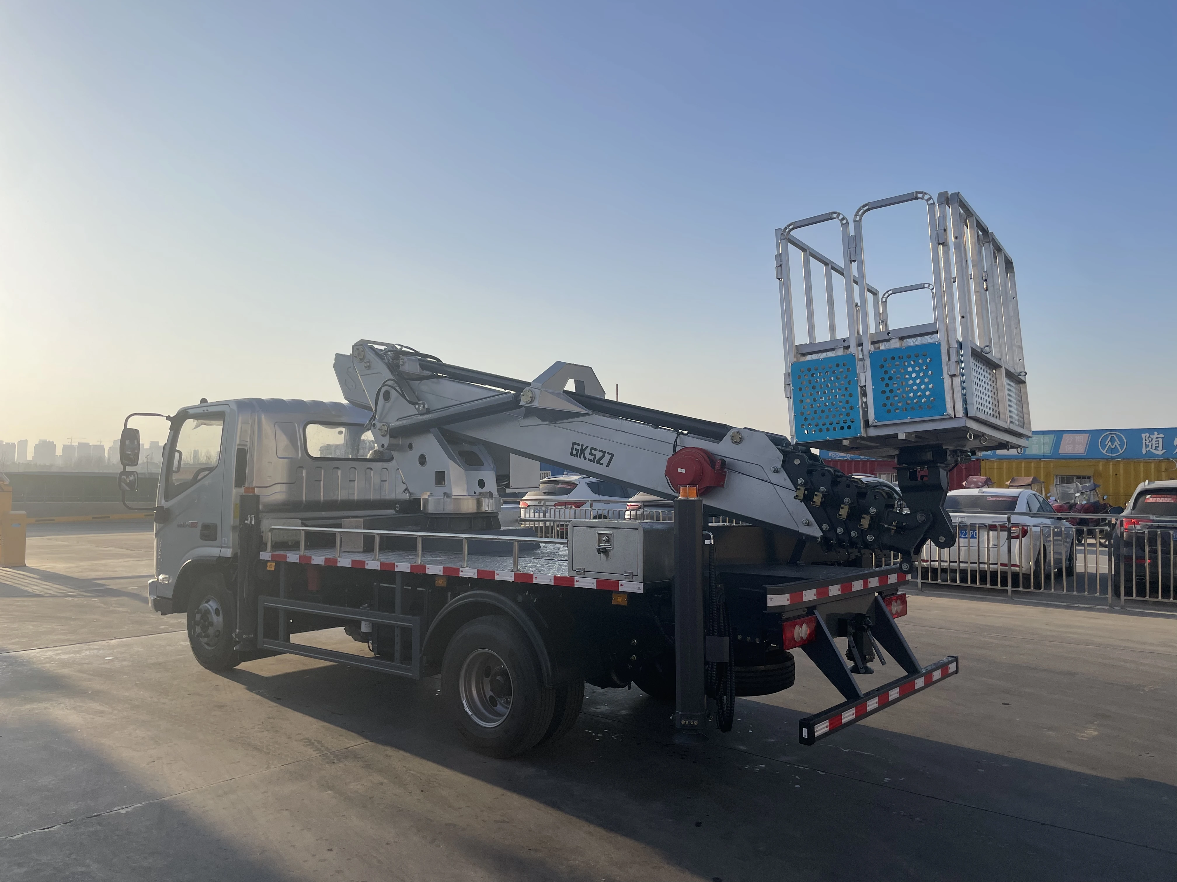 Foton Lift Height 27 Meters Telescopic Boom Type Aerial Work Vehicle
