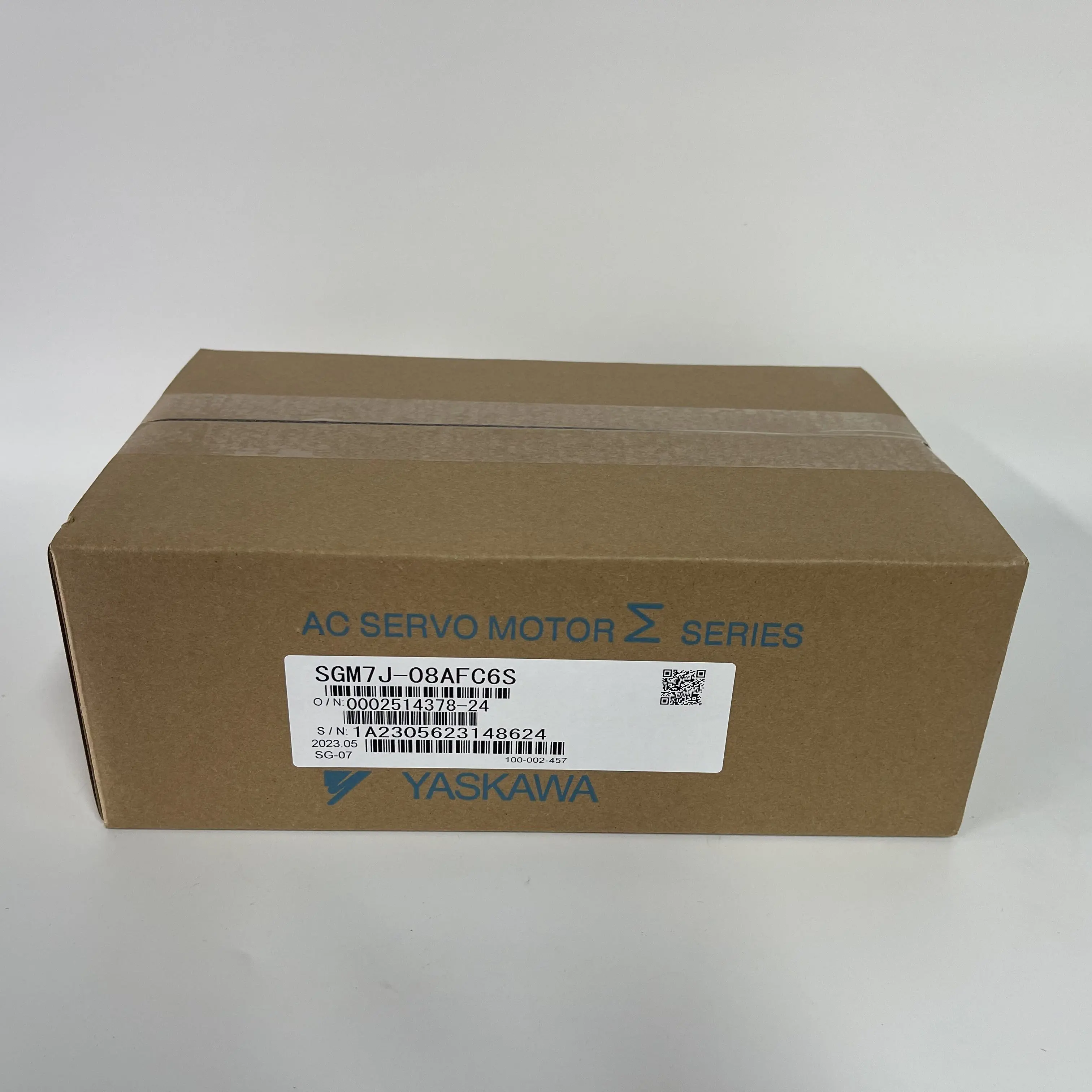 Yaskawa AC Servo Motor Σ Series SGM7J-08AFC6S