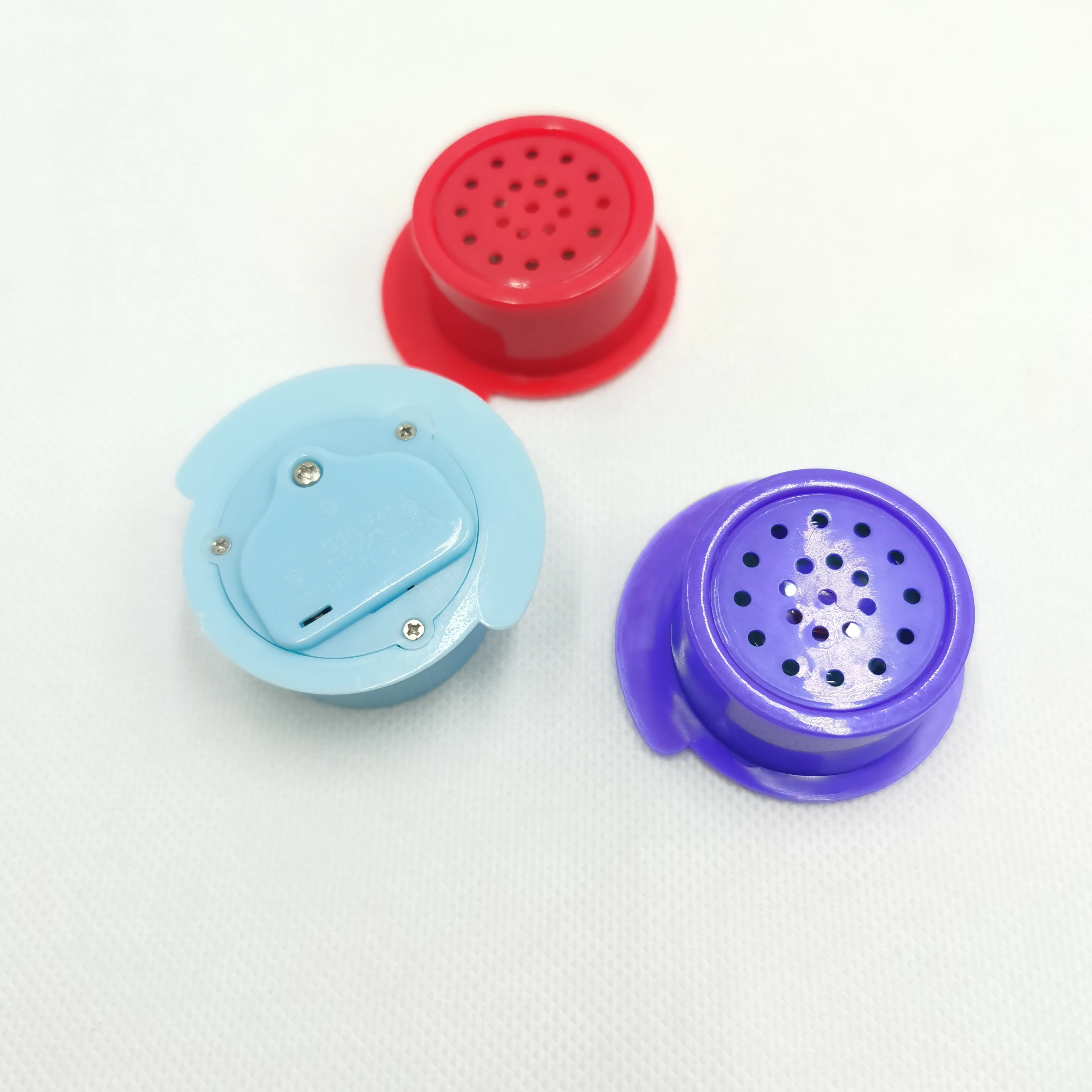 Small custom programmable one push button pre-recorded sound module for books