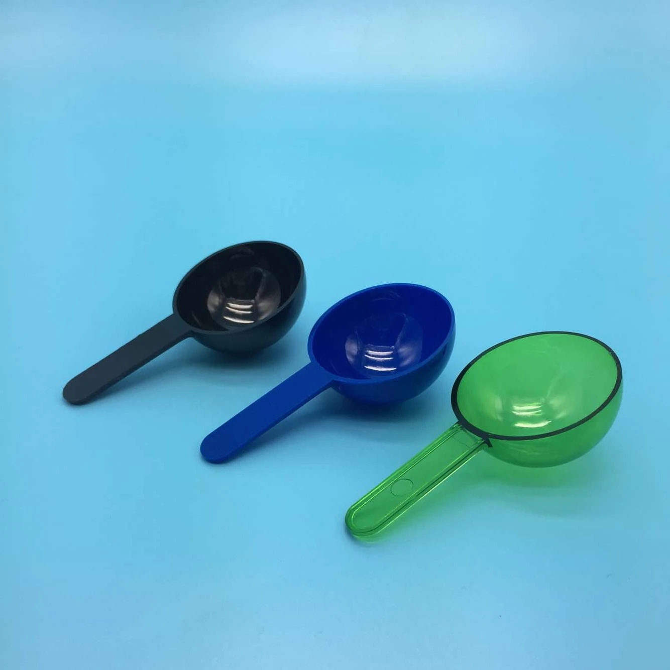 12g Measuring Spoon White 12 Gram Measure Tool 25ml Plastic Scoop - China  Measuring Scoop and Measuring Spoon price