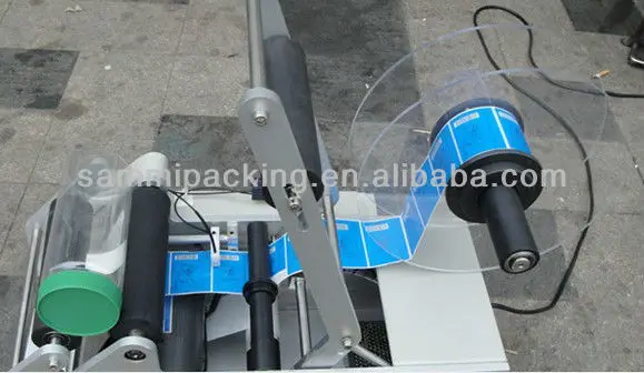 220V Semi-Automatic Electric Labeling Machine for Round Bottles with High Precision and Long Service Life