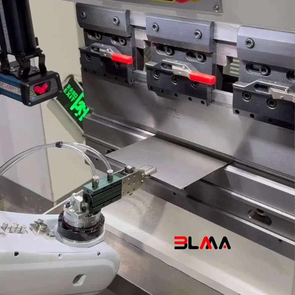 BLMA New Design Fully Electric Press Brake 12T600mm Mini Polycarbonate Sheet Insulator Servo Electric Bending Machine