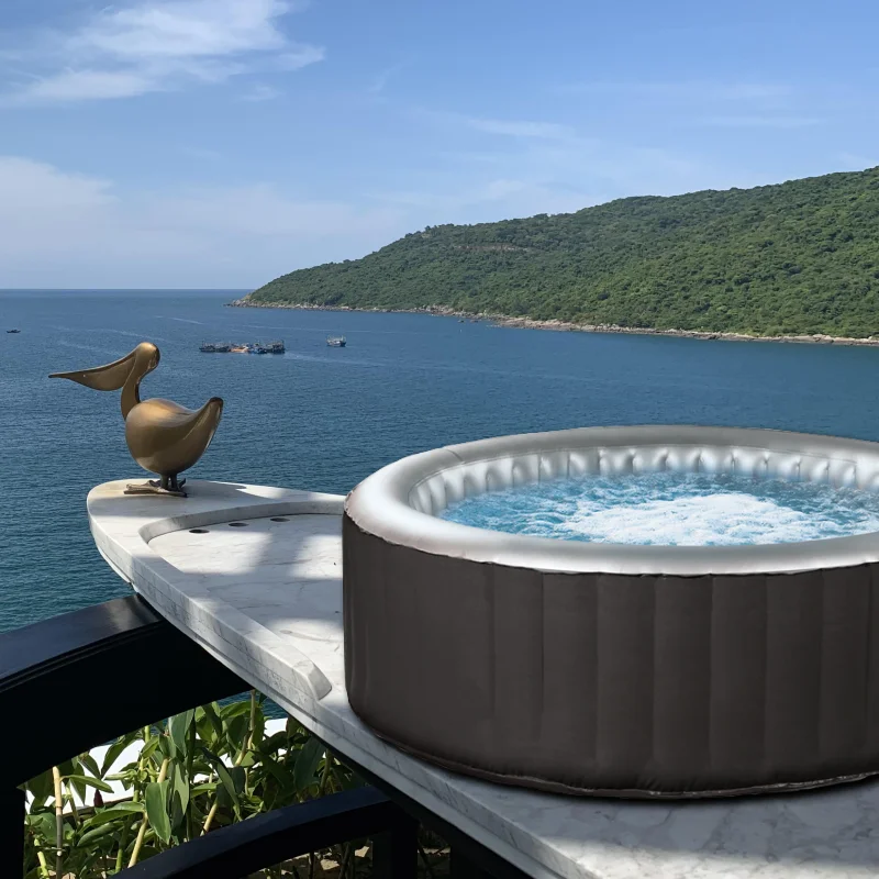 2023 Hot Selling 6 Person Inflatable Spa Hot Tubs Outdoor For Sale