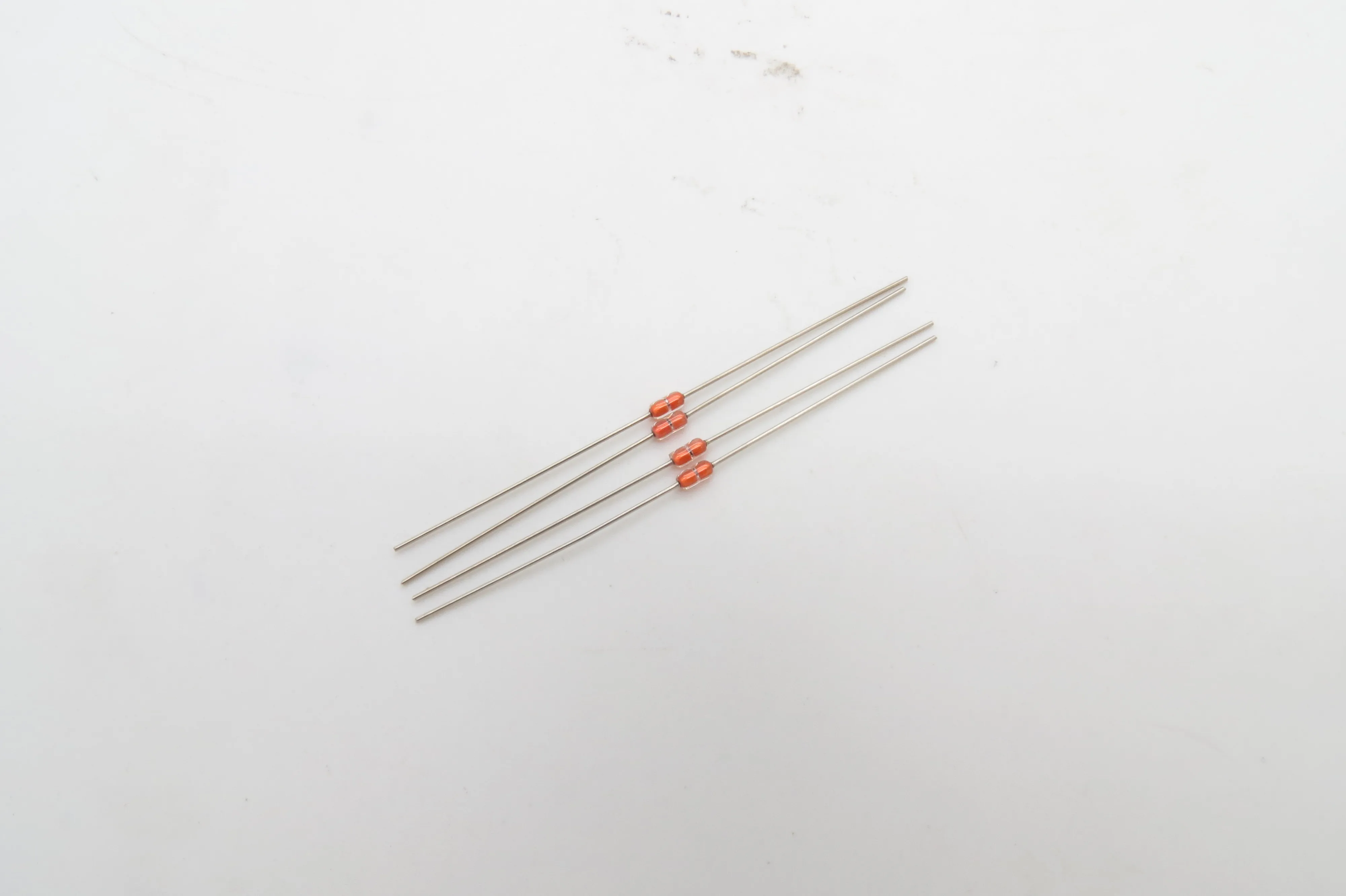 Mf58 100k Ohm 3950 5% Glass Encapsulated Resistor Ntc Thermistors - Buy  Glass Encapsulated Resistor Ntc,Ntc Temperature Sensor Thermistor,Ntc  Thermistor Sensor 2.5k Product on Alibaba.com