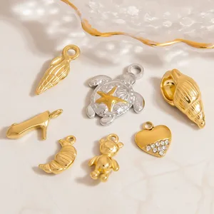 OEM Wholesale 18K Gold Plated Stainless Steel Jewelry Retro Personality Small Pendant Charms Handmade DIY Findings