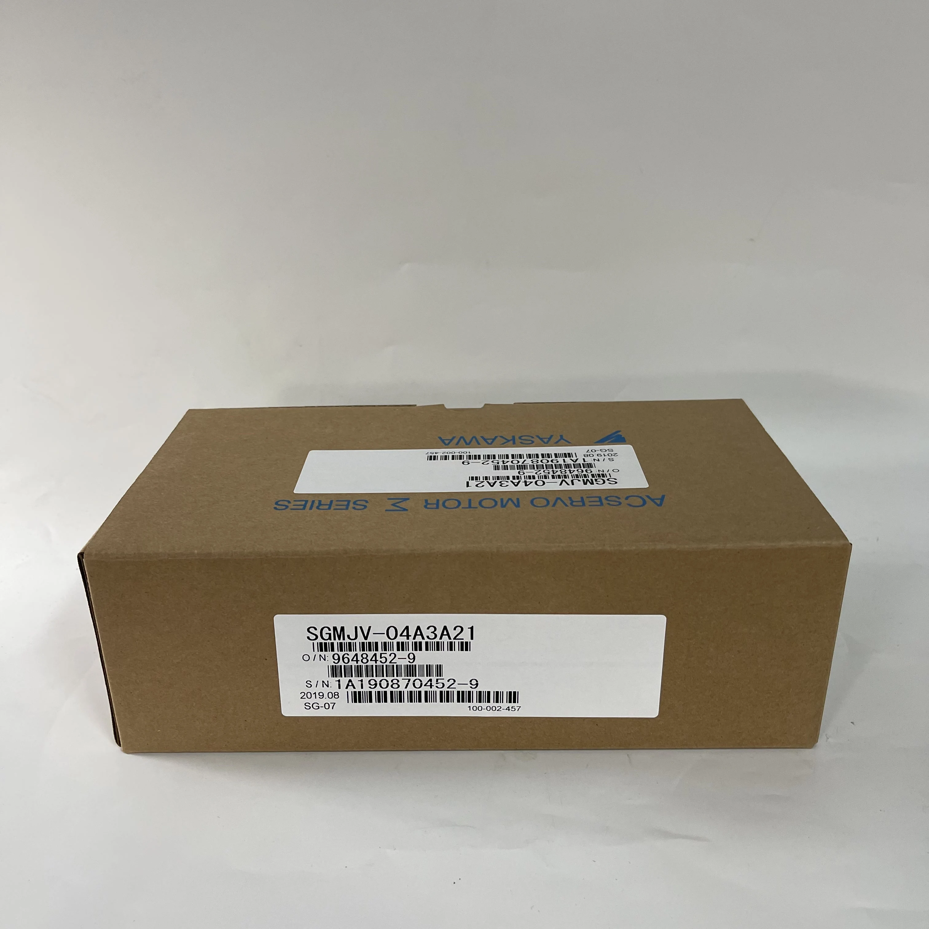 Yaskawa AC Servo Motor SGMJV-04A3A21 Yaskawa AC Servo Motor SGMJV-04A3A21