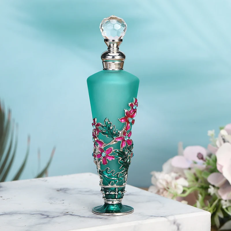 3: Yufeng Refillable Decorative Glass Perfume Bottle W/Fancy Retro