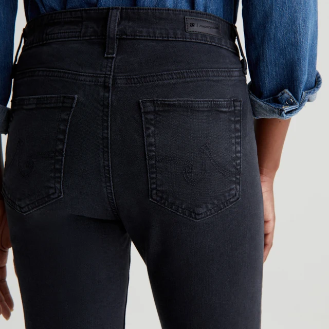 OEM/ODM Customizable Black High-Rise Slim Straight Denim Jeans for Women Pure Cotton Rivet Waist for Streetwear Everyday Wear