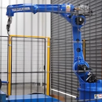Yaskawa AR1440 6 Axis Welding Robot TIG/MIG For Manufacturing  Design integrator