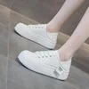 M2378 beige