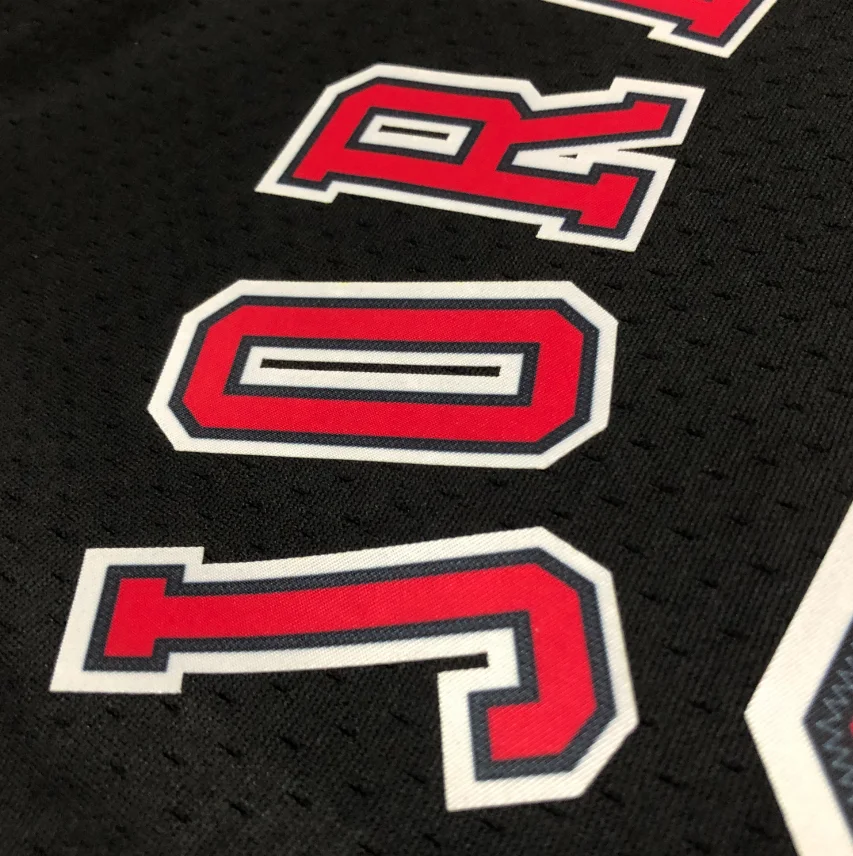 Классическая форма из лиственных пород в стиле ретро