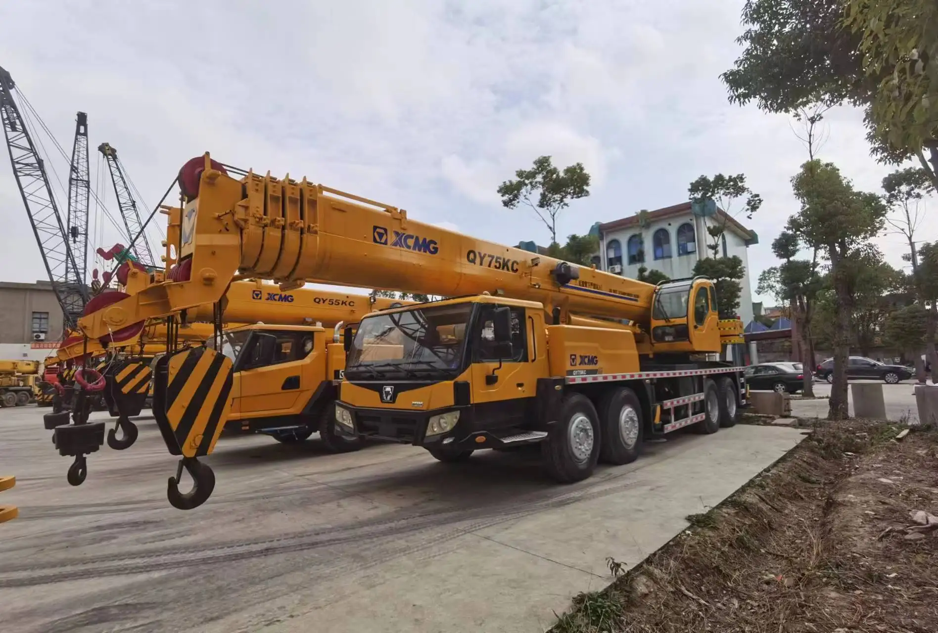 75 Tons With 5-section Boom Hydraulic Truck Crane Xcmg Qy75kc Used ...