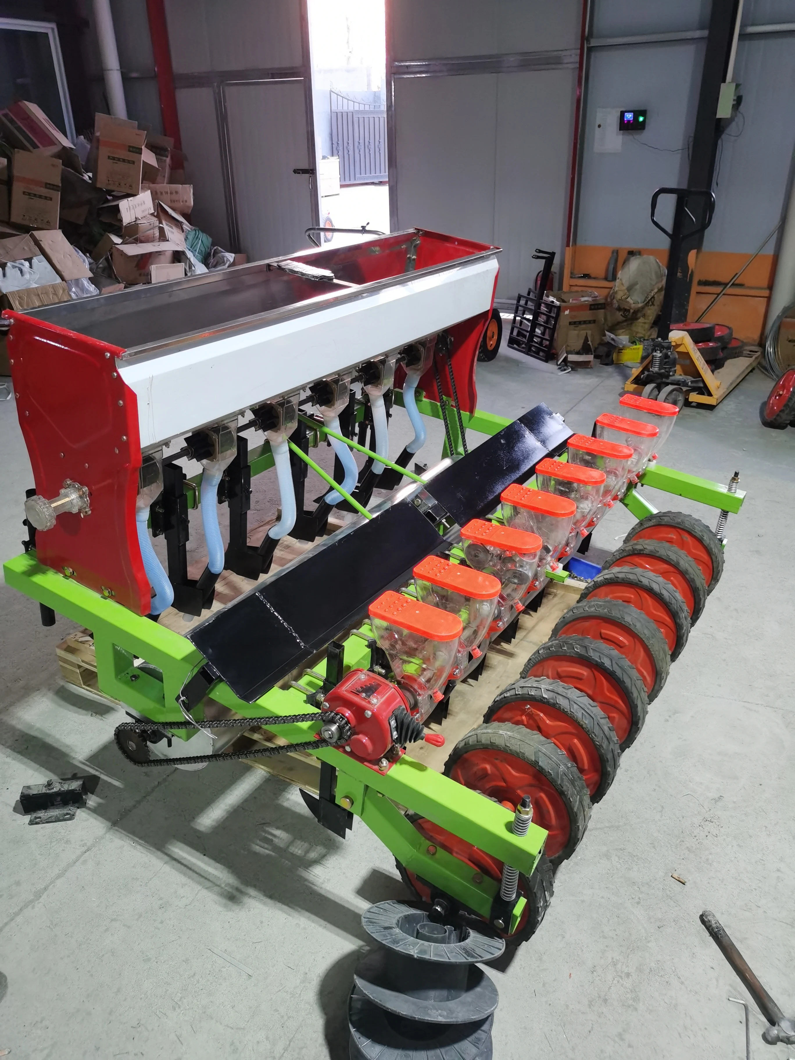Multifunctional Vegetable Seeder Onion Seeds Sowing Broccoli Carrot Seeds Planting Machine Gasoline Engine Long Service Time