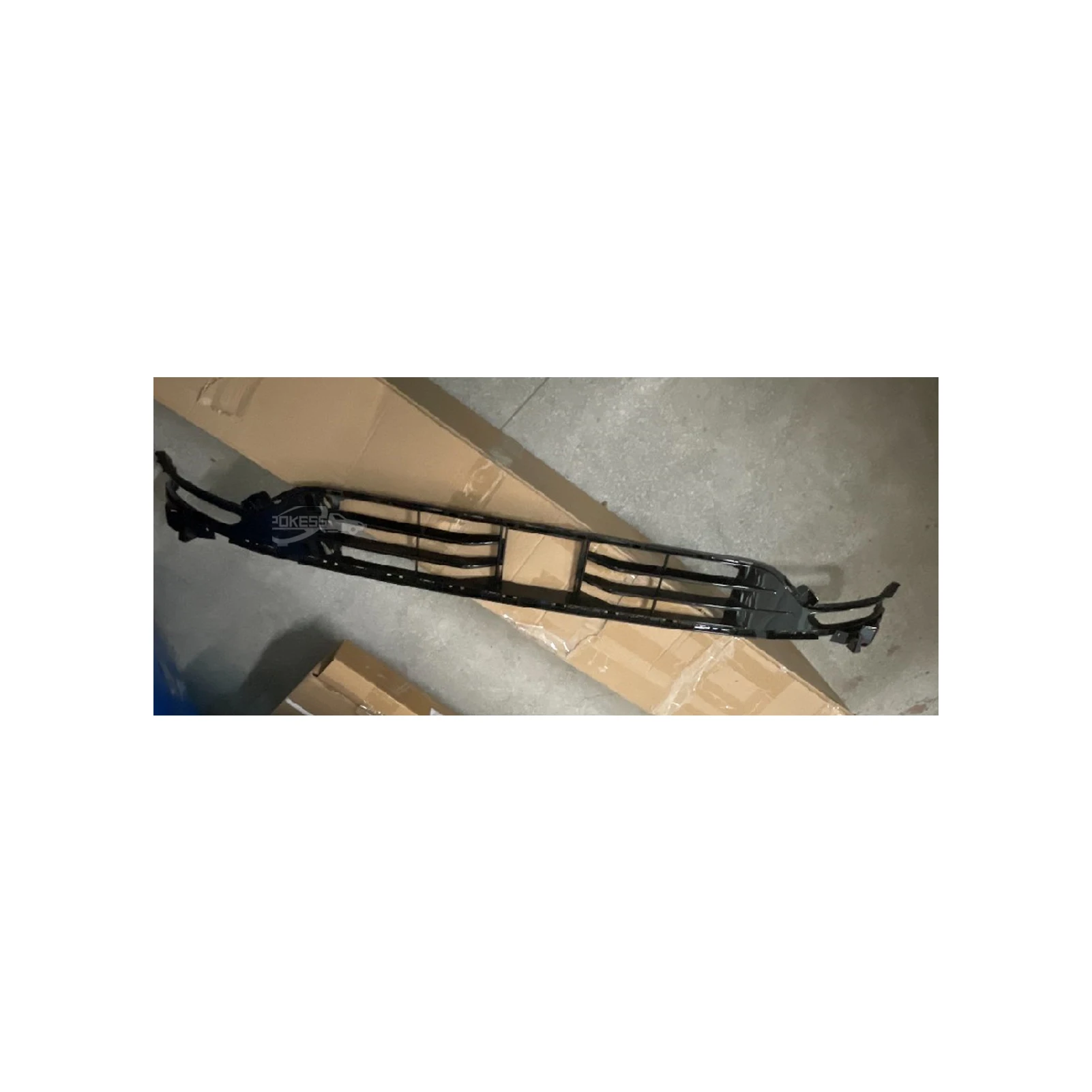 Auto Parts LJ7Z17K945AB LJ7B17K945AD59B8 LJ7Z17K945AA Front Bumper Upp... — 3