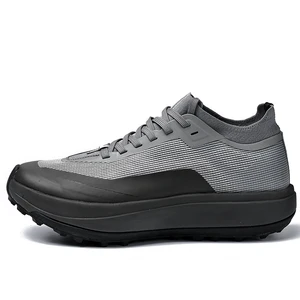 Custom Logo Outdoor Breathable Climbing Trekking Shoes Men Waterproof  Men Non-slip Hiking Sneakers