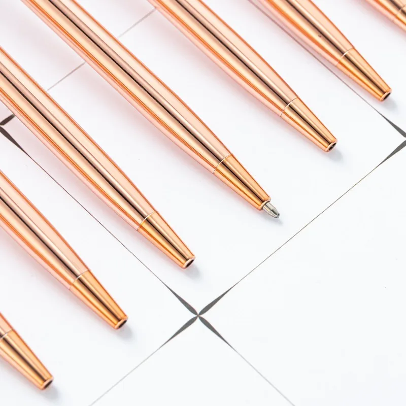 Металлическая шариковая ручка