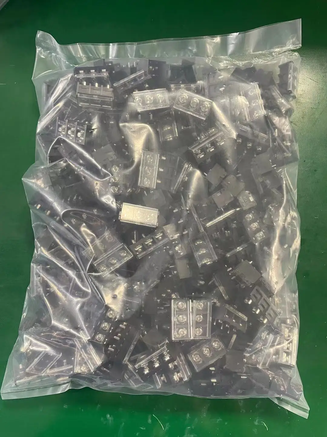 300v 30a Barrier Screw Pcb Terminal Block Pitch 9.5mm Connector With Cover Barrier Terminal