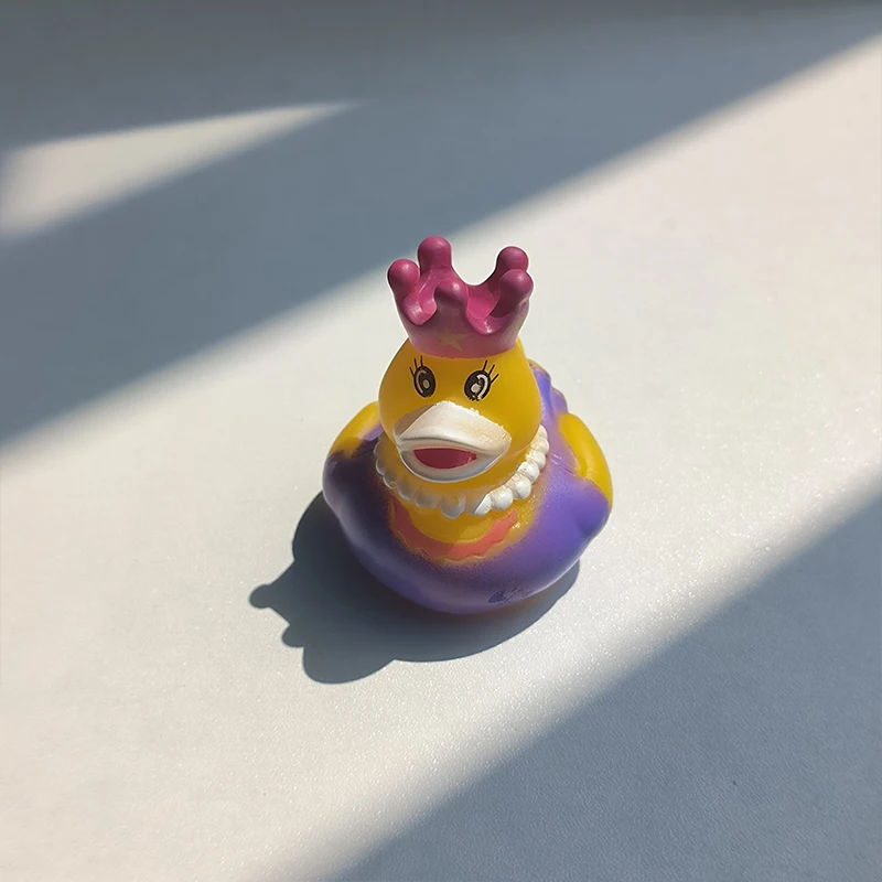 PVC Plastic Swimming Floating Squeeze Squeaky Rubber Little Yellow Princess Duck with Crown
