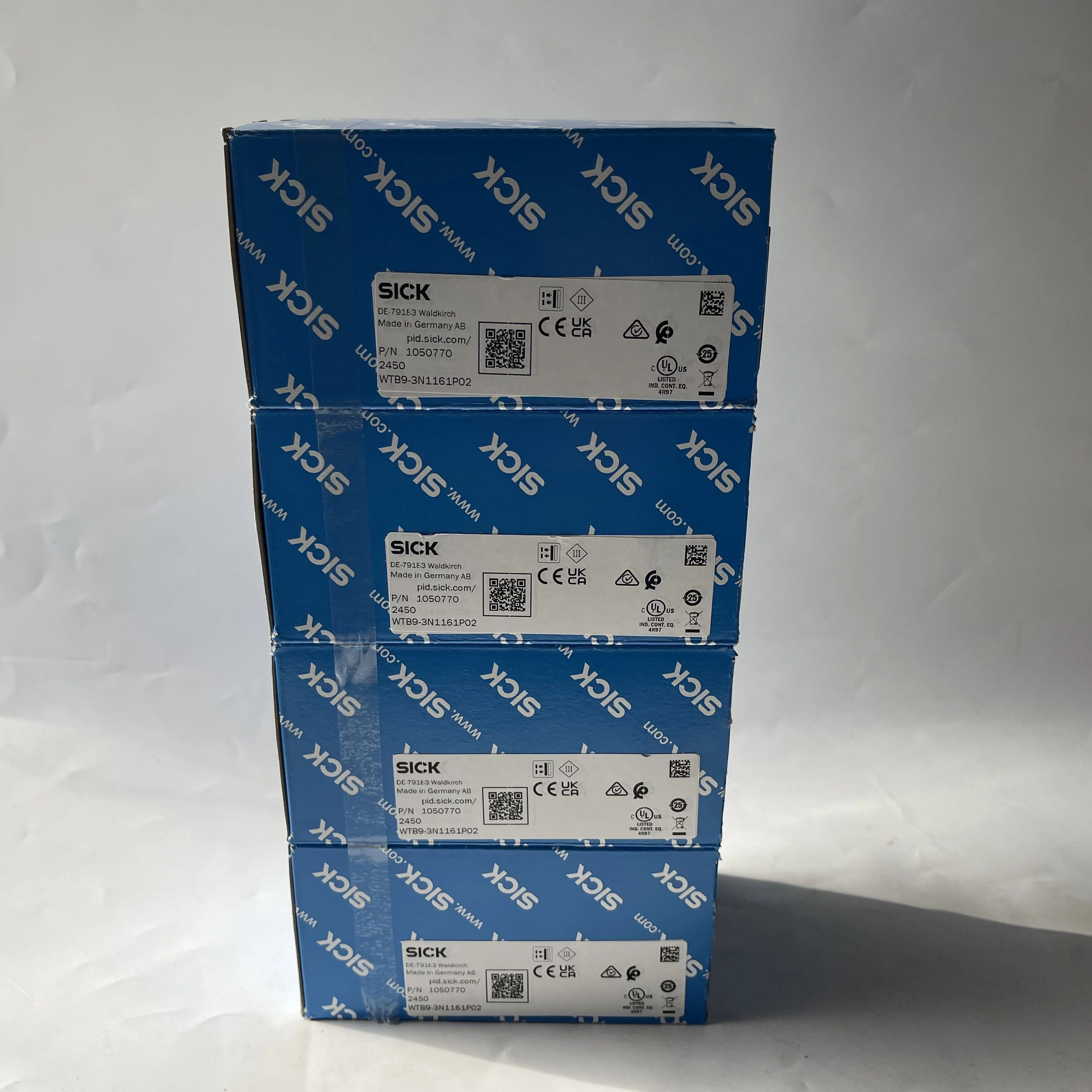 SICK Photoelectric Sensor WTB9-3N1161P02 SICK Photoelectric Sensor WTB9-3N1161P02