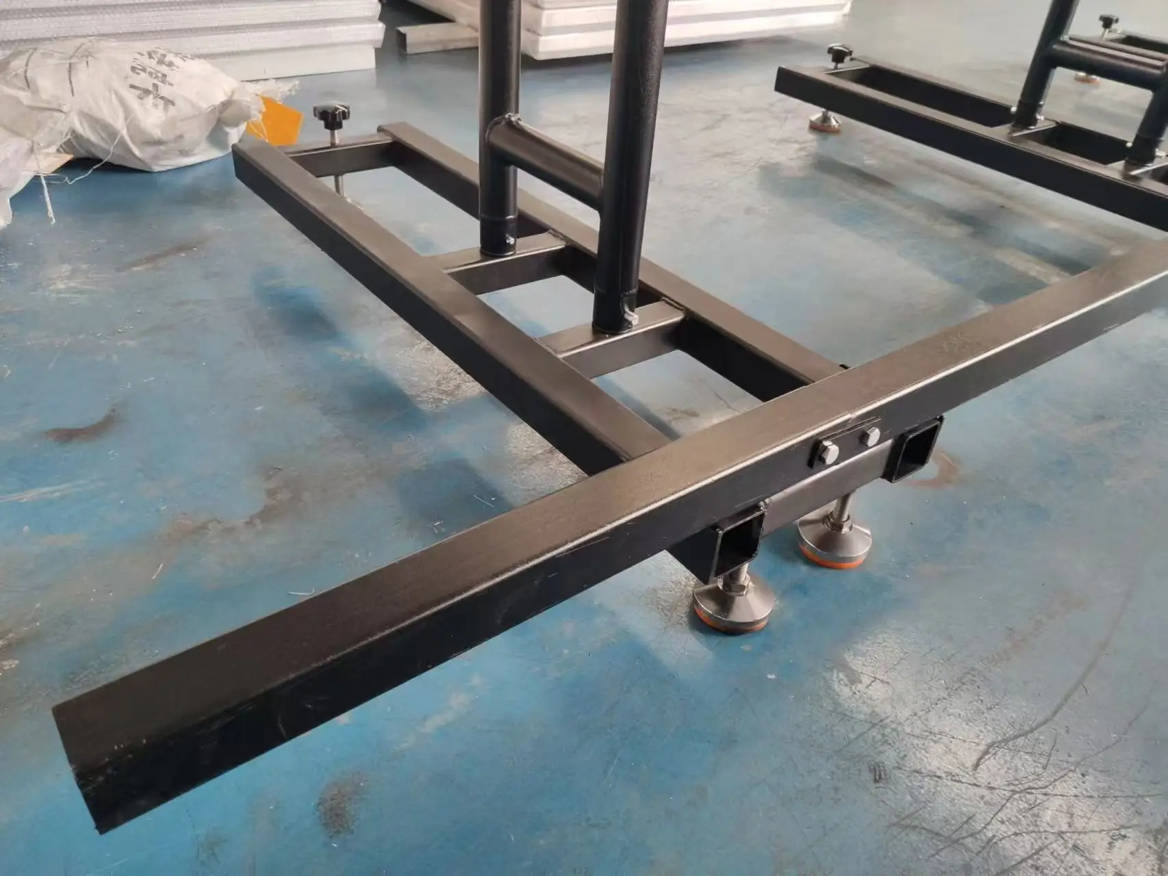 product aluminum adjustable cabinet clamps led screen ground bracket support truss for led cabinet-9