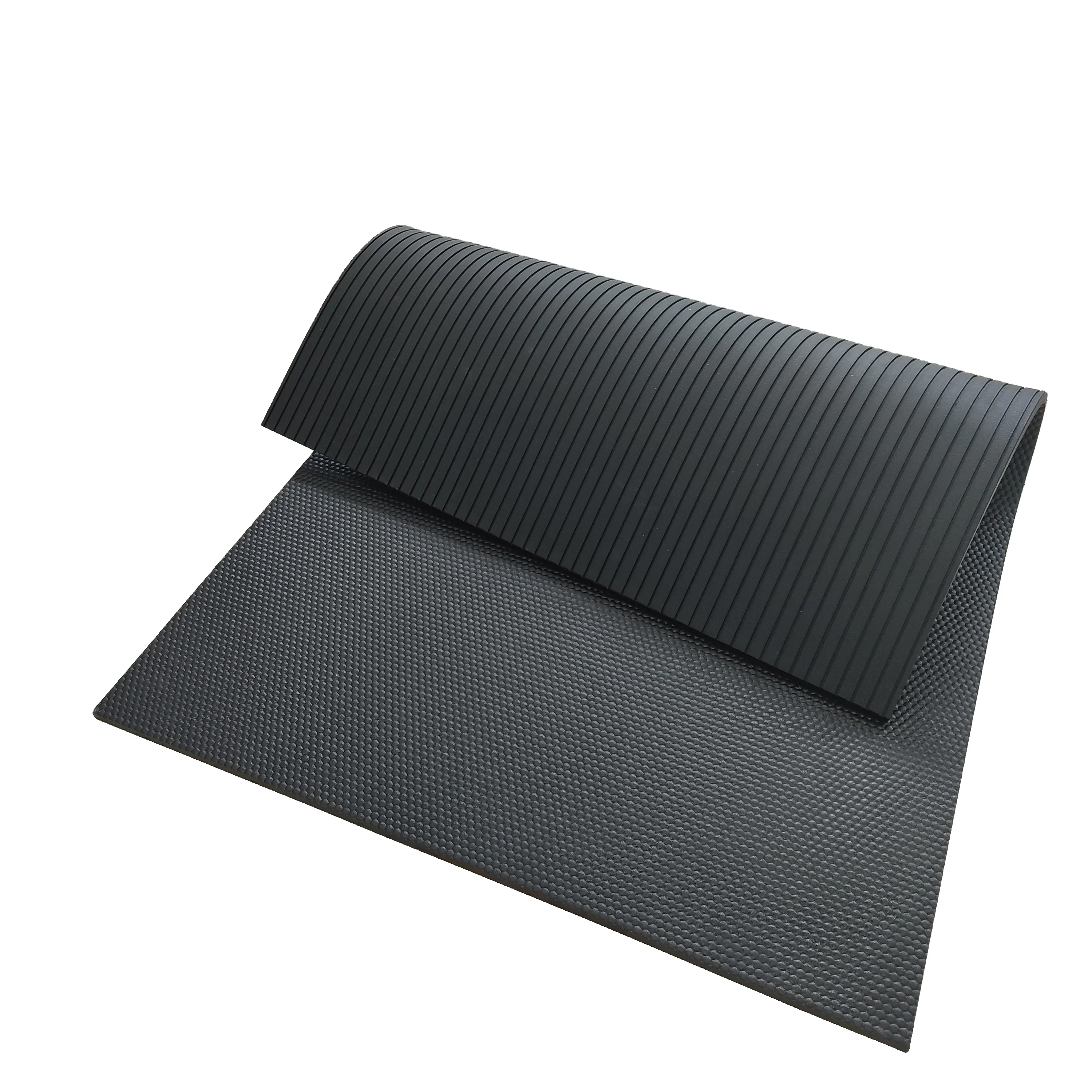 Interlocking Dairy Cow Mat Rubber Stable Horse Stall Mats 4x6 ft 3/4 Inch Thickness for Barn With 15 Years Service Life