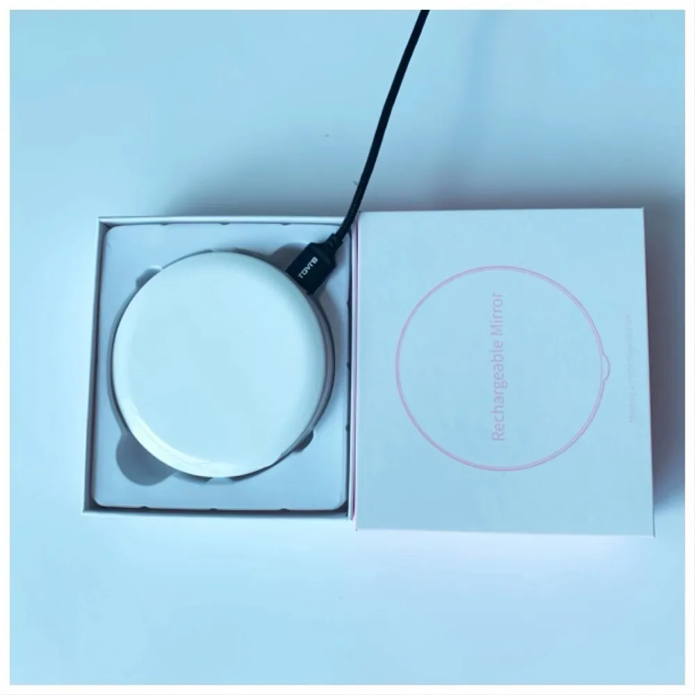 
 Компактное и дорожное зеркало для макияжа с подсветкой, светодиодное зеркало для туалетного столика с портативным резервным зарядным устройством, идеальный подарок для женщин (розовый)  