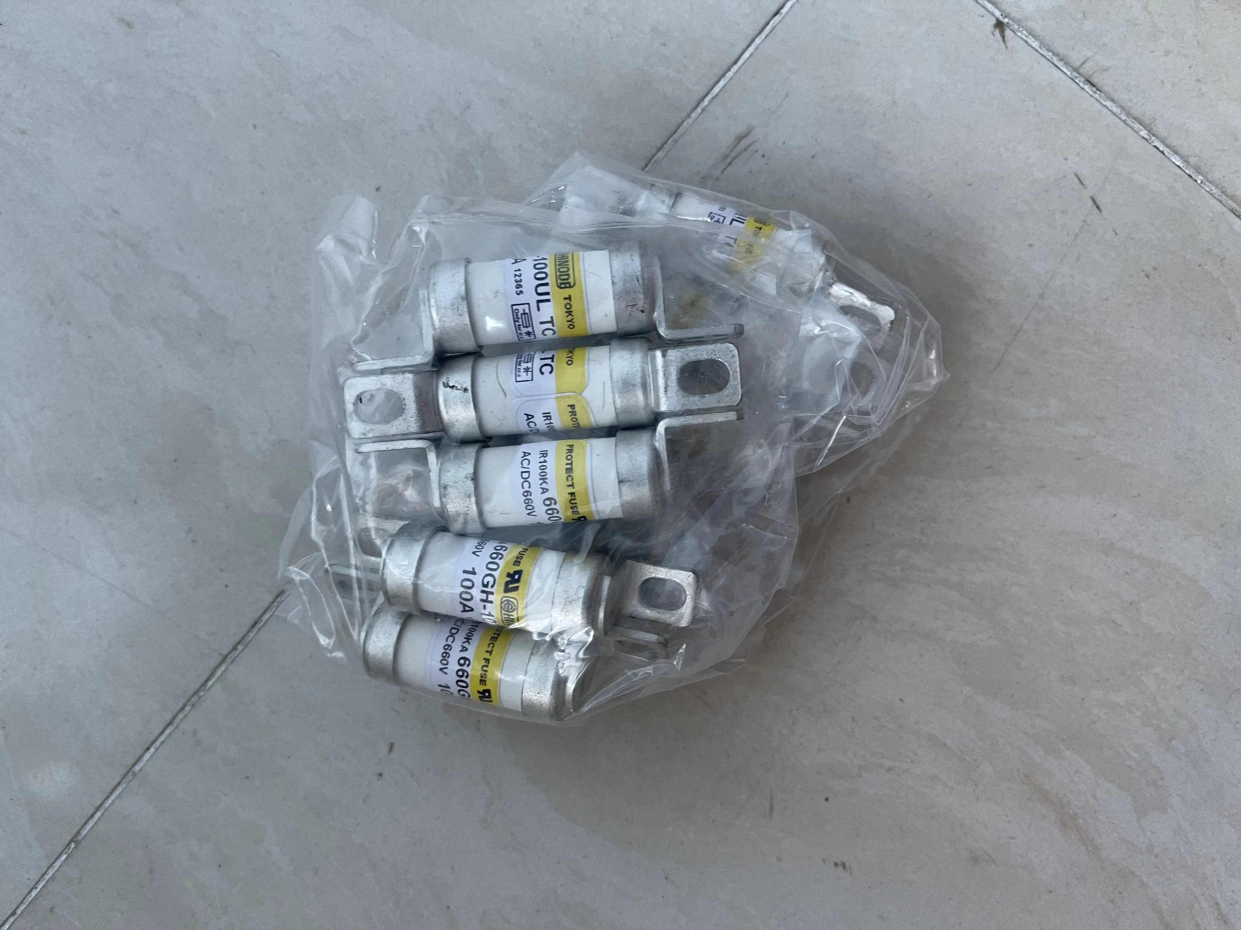 Tokyo Keiki High-Speed Fuse 660GH-100UL TC 660V 100A Tokyo Keiki High-Speed Fuse 660GH-100UL TC 660V 100A