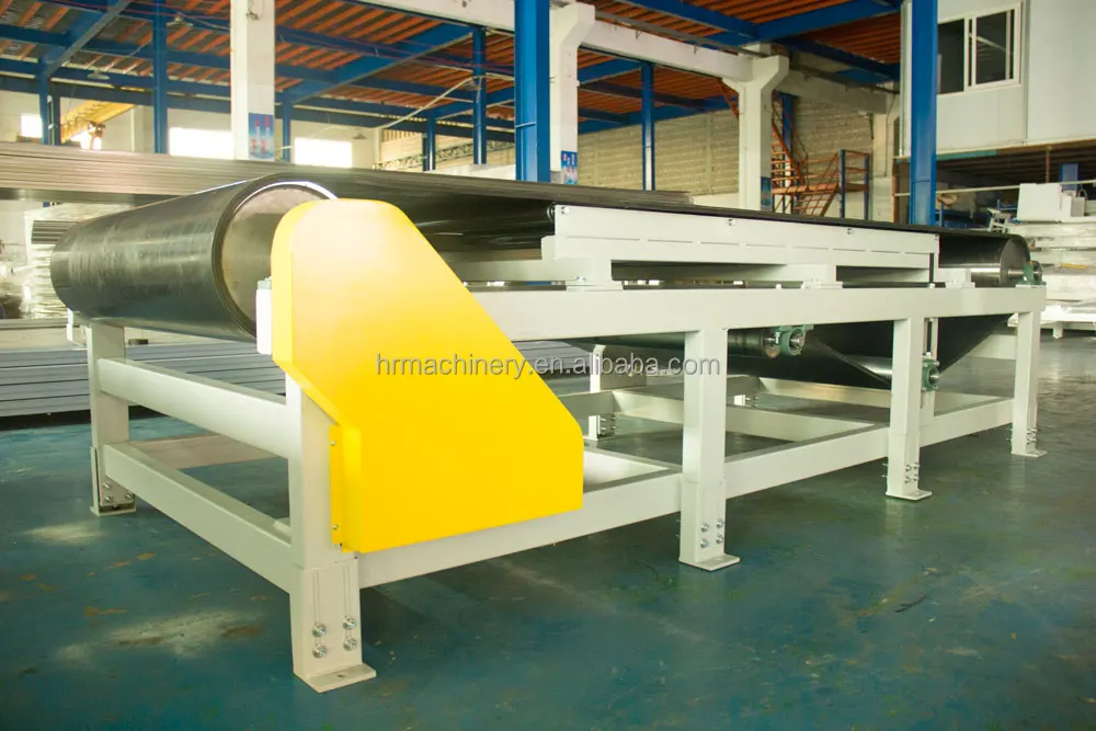 Hongrui High quality height adjustable assembly conveyor With baffle