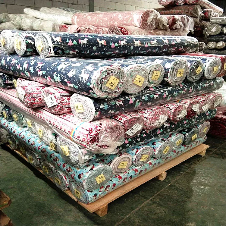 В наличии лот китайского производства клетчатая 100% хлопчатобумажная фланелевая ткань