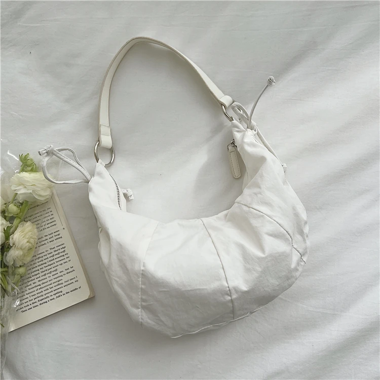 Fashion Large Capacity Nylon Messenger Bag Female Handbag Casual Ladies ...