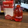 Bottiglia di cola rossa da 150 g con logo